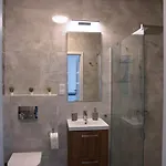 Klobucka * وارسو